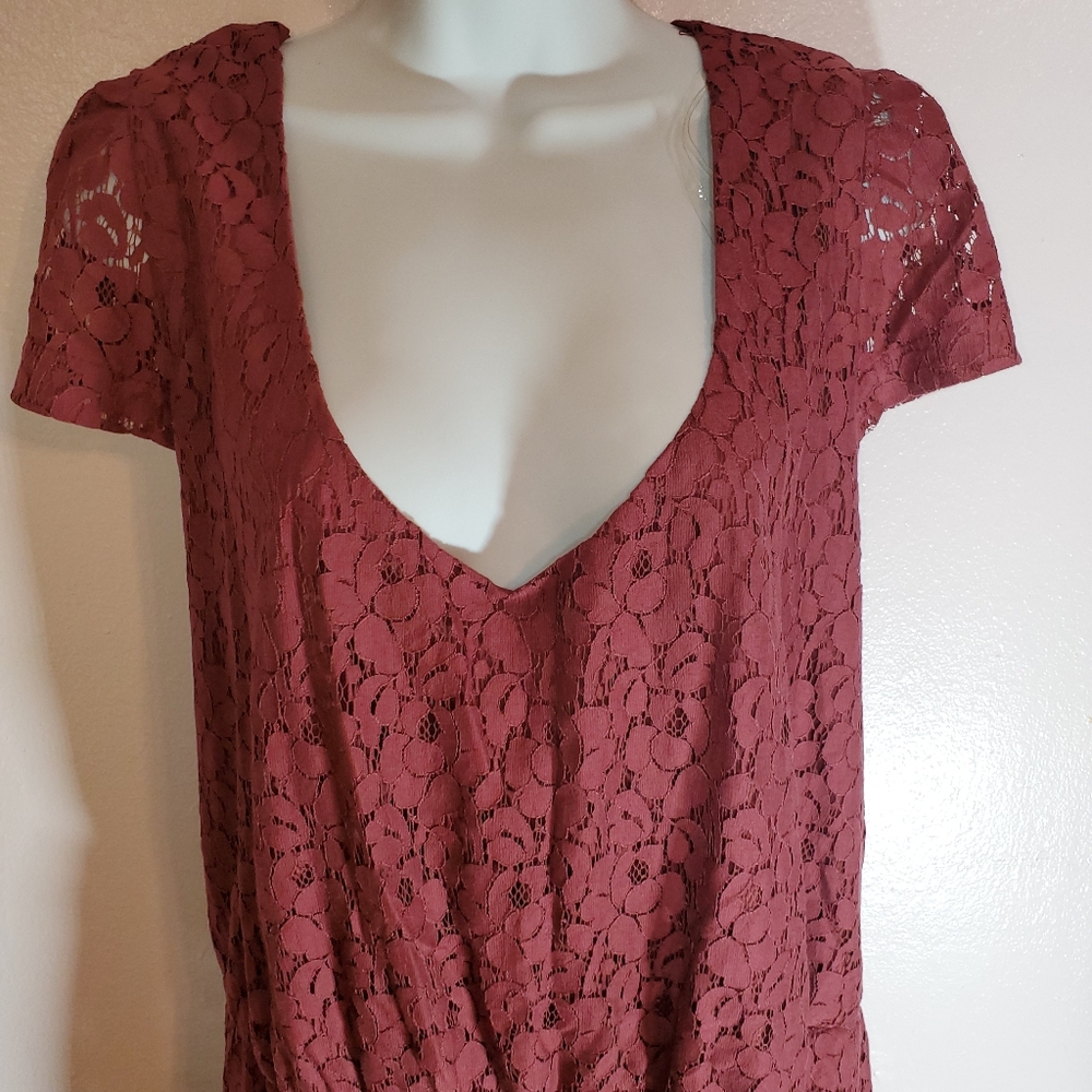 Burgundy Lace Dress - Picture 6 of 8